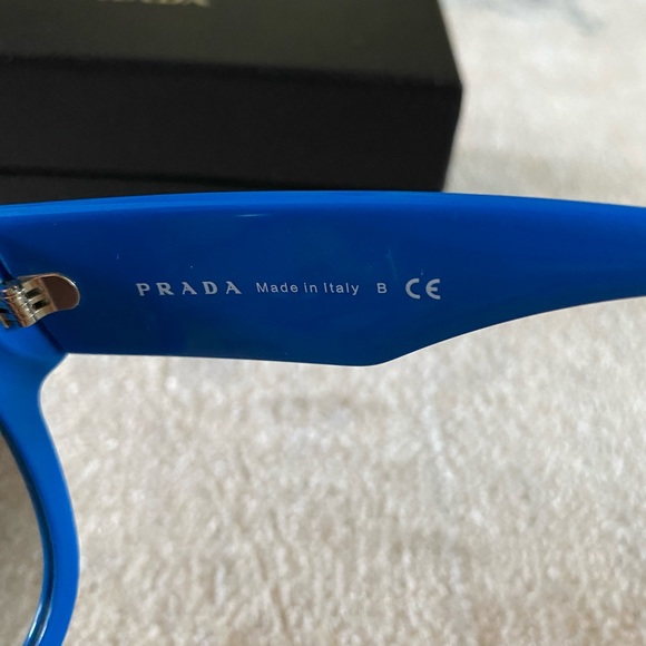 Authentic Prada sunglasses NEW - Picture 6 of 8